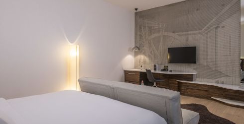 hotel room image