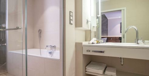 hotel room image