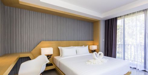 hotel room image
