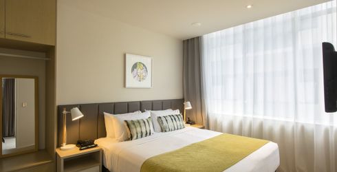 hotel room image