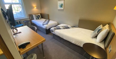 hotel room image