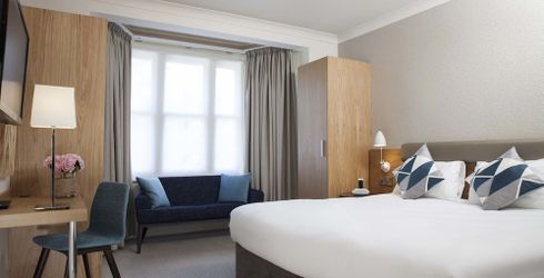 hotel room image