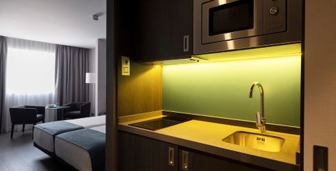 hotel room image