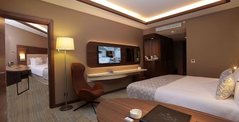 hotel room image