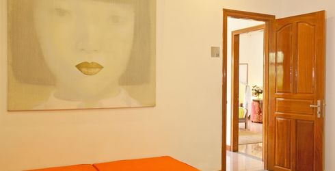 hotel room image