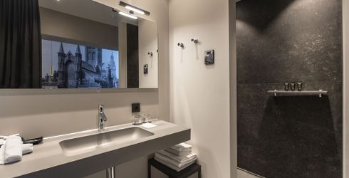 hotel room image