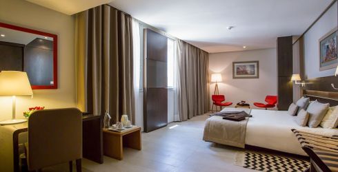 hotel room image