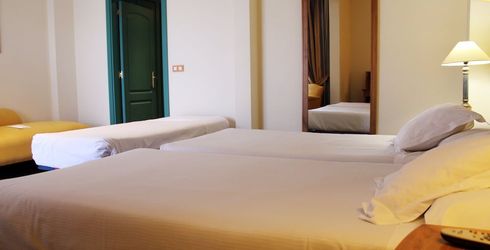 hotel room image