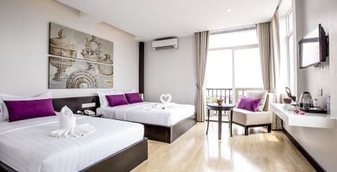 hotel room image