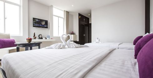 hotel room image