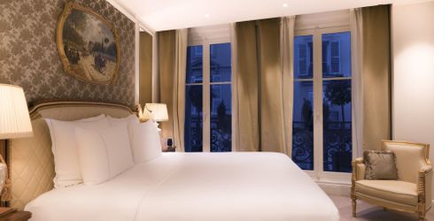 hotel room image