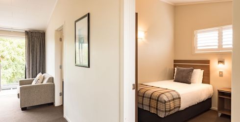 hotel room image