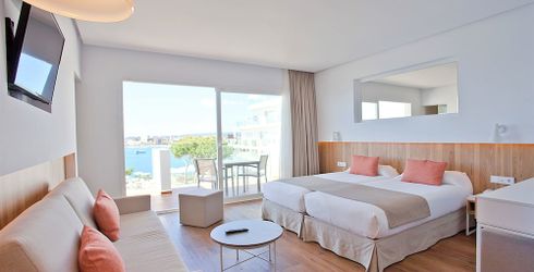 hotel room image