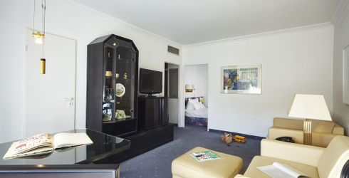 hotel room image