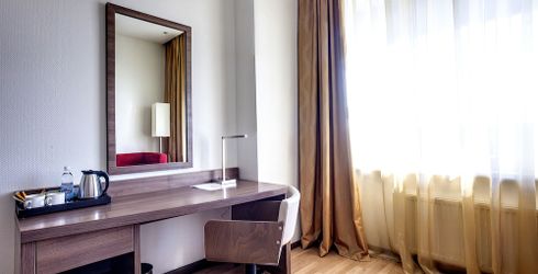 hotel room image
