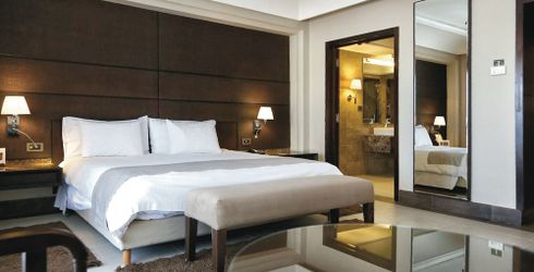 hotel room image
