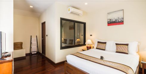 hotel room image