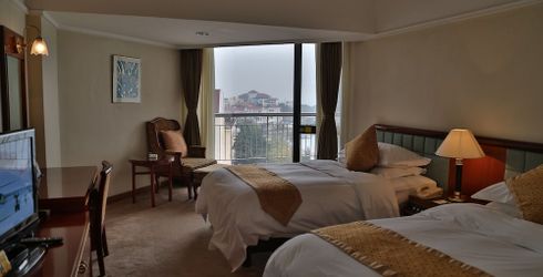 hotel room image