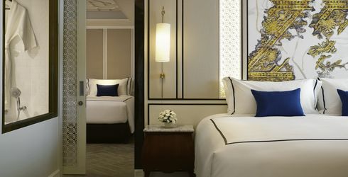 hotel room image