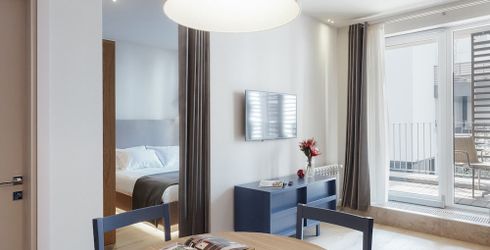 hotel room image