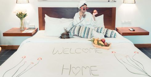 hotel room image