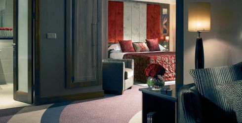 hotel room image