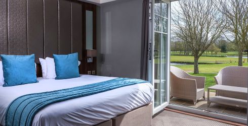 hotel room image