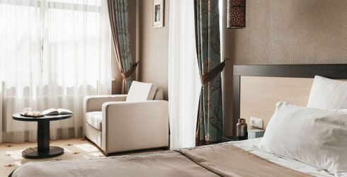 hotel room image