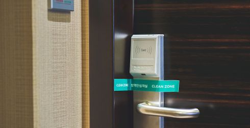 hotel room image