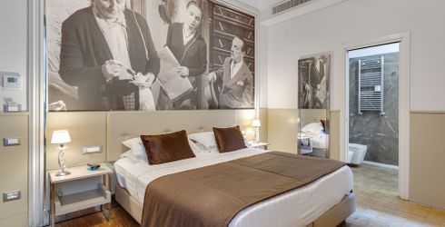 hotel room image