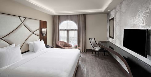 hotel room image