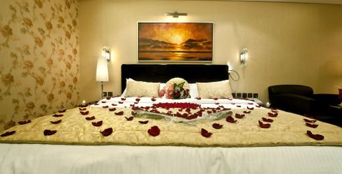 hotel room image