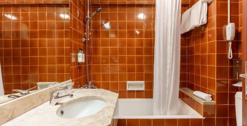 hotel room image