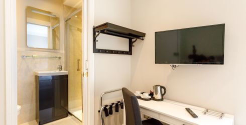 hotel room image