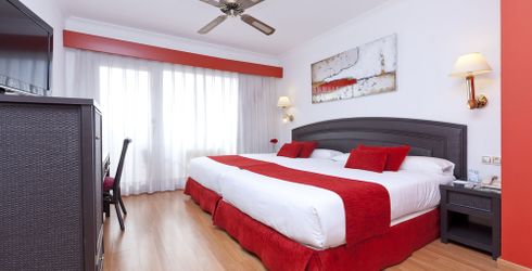 hotel room image
