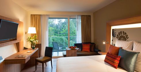 hotel room image