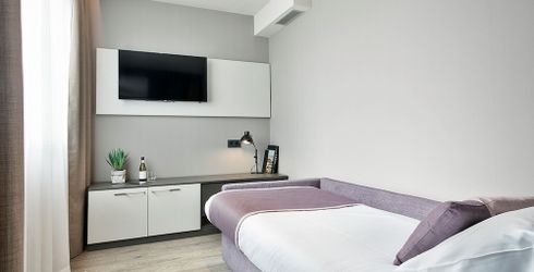 hotel room image