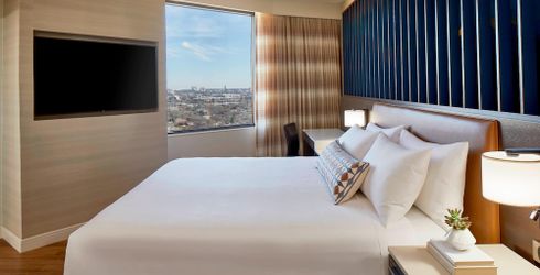 hotel room image