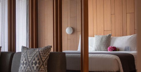 hotel room image