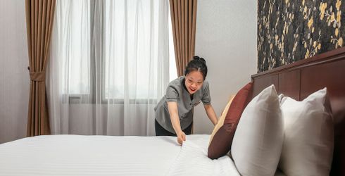 hotel room image
