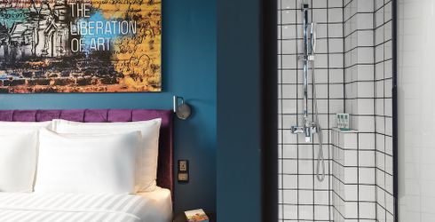 hotel room image
