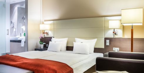 hotel room image
