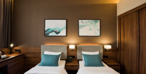 hotel room image
