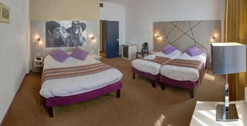 hotel room image