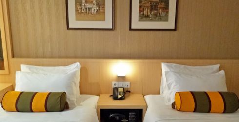 hotel room image