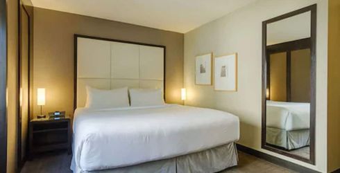hotel room image
