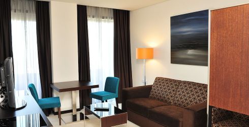 hotel room image