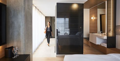 hotel room image