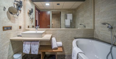 hotel room image