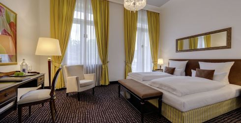 hotel room image